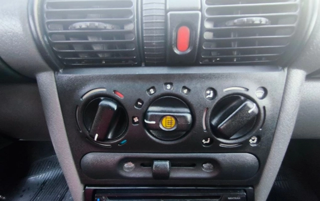 imagem-https://www.socarrao.com.br/sc-vehicle-images-prod/3278964/1787254652046-SU1HXzIwMjYwODE4XzE3MzYyMiAoQ29weSkuanBn.jpg