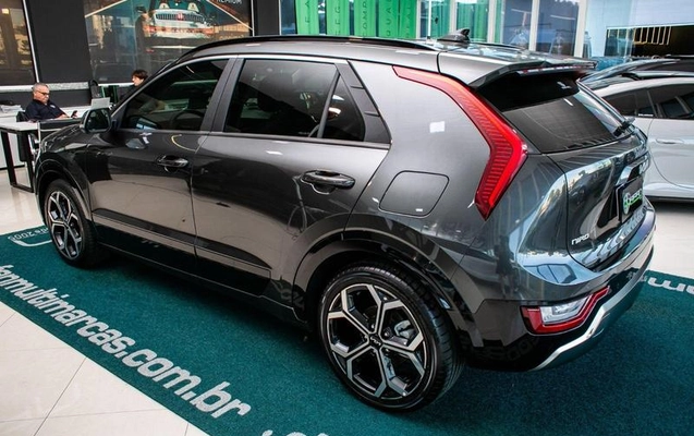 imagem-https://www.socarrao.com.br/sc-vehicle-images-prod/3279292/1787335097645-8371547_3_B_736edf027a.jpeg