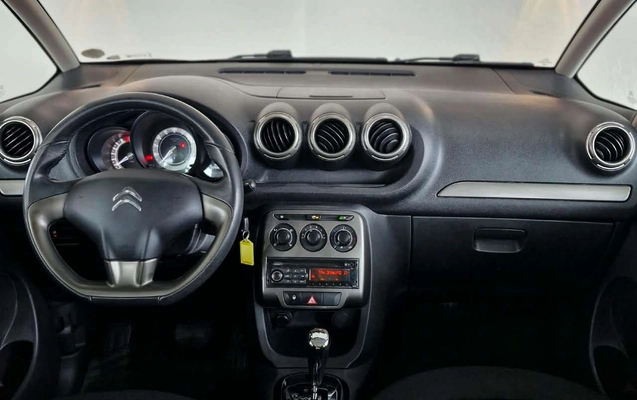 imagem-https://www.socarrao.com.br/sc-vehicle-images-prod/3279305/1787925876584-ce9deb510b08482da20a3fe1bad5f613_1786985620292.jpg