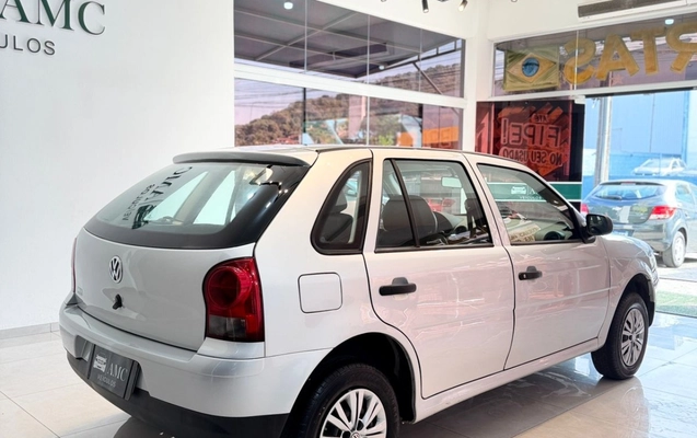 imagem-https://www.socarrao.com.br/sc-vehicle-images-prod/3279428/1786987527121-V2hhdHNBcHAgSW1hZ2UgMjAyNi0wNi0wOSBhdCAxMC4yNC40OSAoMSkuanBlZw.jpeg