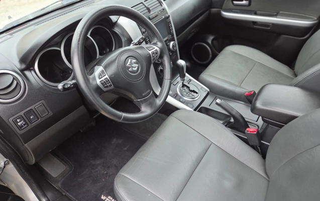 imagem-https://www.socarrao.com.br/sc-vehicle-images-prod/3279430/1789575800400-OCdsc3Mk2k0Fe5WjuOpYgGCPbtFkZdCi.jpg