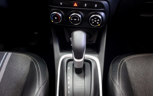 imagem-https://www.socarrao.com.br/sc-vehicle-images-prod/3279736/1786988383232-13_023918.jpg
