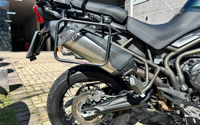 imagem-https://www.socarrao.com.br/sc-vehicle-images-prod/3279806/1786988555928-NS5qcGVn.jpeg