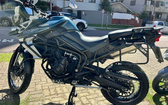 imagem-https://www.socarrao.com.br/sc-vehicle-images-prod/3279806/1786988556318-OS5qcGVn.jpeg