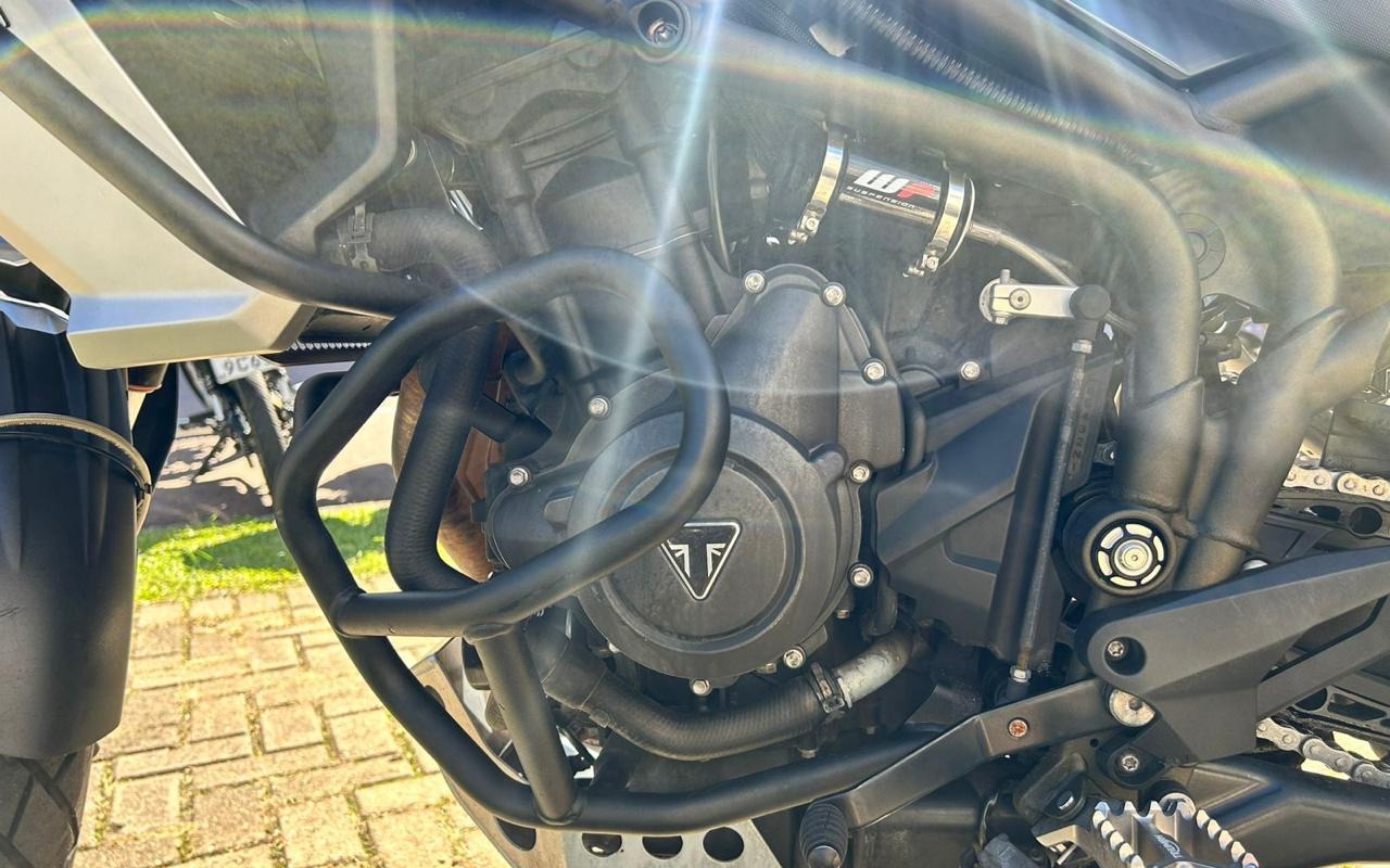 imagem-https://www.socarrao.com.br/sc-vehicle-images-prod/3279806/1786988556875-MTMuanBlZw.jpeg