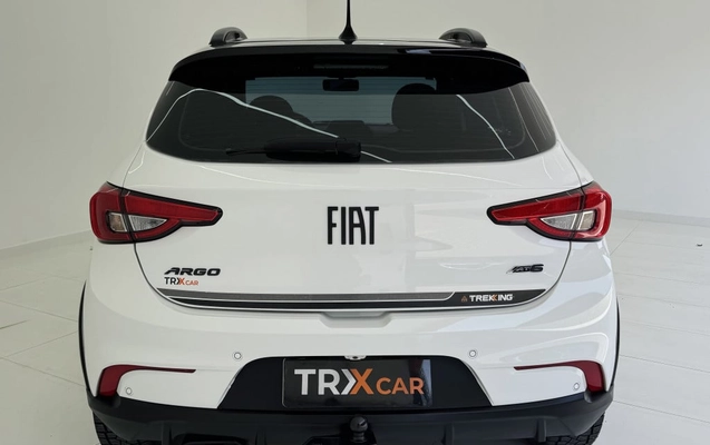 imagem-https://www.socarrao.com.br/sc-vehicle-images-prod/3279889/1787081510269-vehicle_image_1786988789_af092f1119d4d2c88f38f193682a6730.jpeg