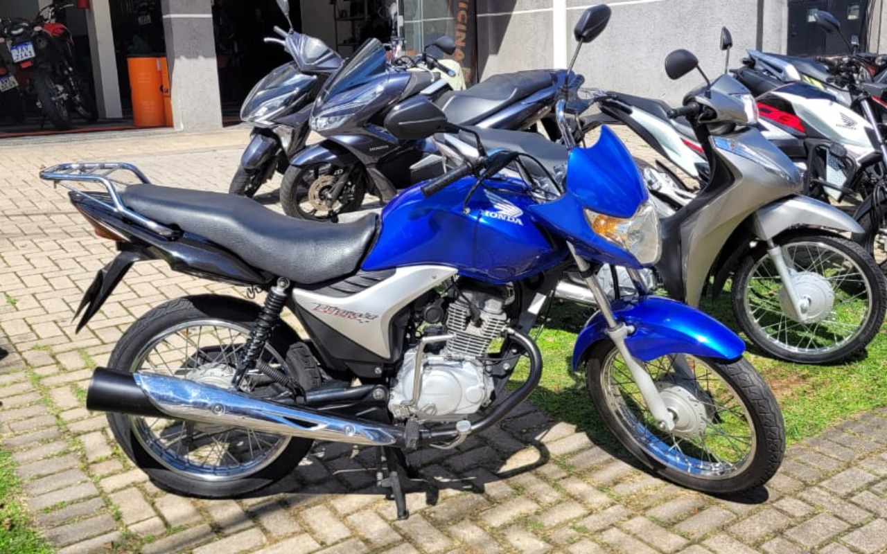 imagem-https://www.socarrao.com.br/sc-vehicle-images-prod/3279903/1786988966488-My5qcGVn.jpeg