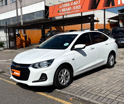 Chevrolet Onix 2023 Branco — foto 1 de 3