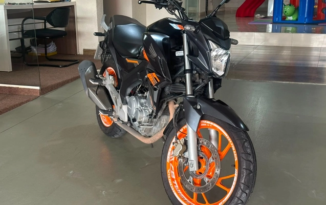 imagem-https://www.socarrao.com.br/sc-vehicle-images-prod/3280007/1786989183953-V2hhdHNBcHAgSW1hZ2UgMjAyNi0wOC0xNSBhdCAxNi4zMy4yNy5qcGVn.jpeg