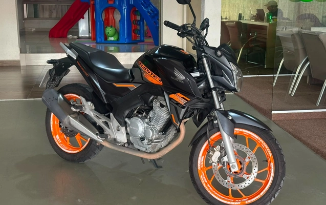 imagem-https://www.socarrao.com.br/sc-vehicle-images-prod/3280007/1786989184530-V2hhdHNBcHAgSW1hZ2UgMjAyNi0wOC0xNSBhdCAxNi4zMy4yOS5qcGVn.jpeg