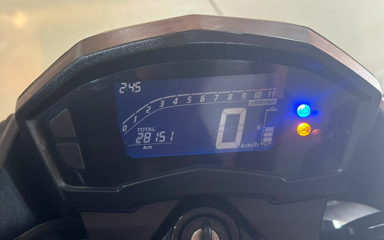 imagem-https://www.socarrao.com.br/sc-vehicle-images-prod/3280007/1786989184638-V2hhdHNBcHAgSW1hZ2UgMjAyNi0wOC0xNSBhdCAxNi4zMy4yOCAoMikuanBlZw.jpeg
