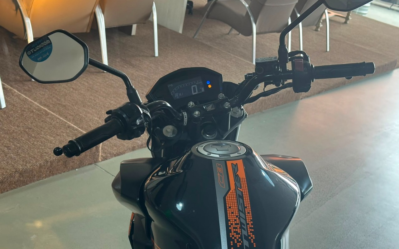 imagem-https://www.socarrao.com.br/sc-vehicle-images-prod/3280007/1786989184836-V2hhdHNBcHAgSW1hZ2UgMjAyNi0wOC0xNSBhdCAxNi4zMy4yOC5qcGVn.jpeg