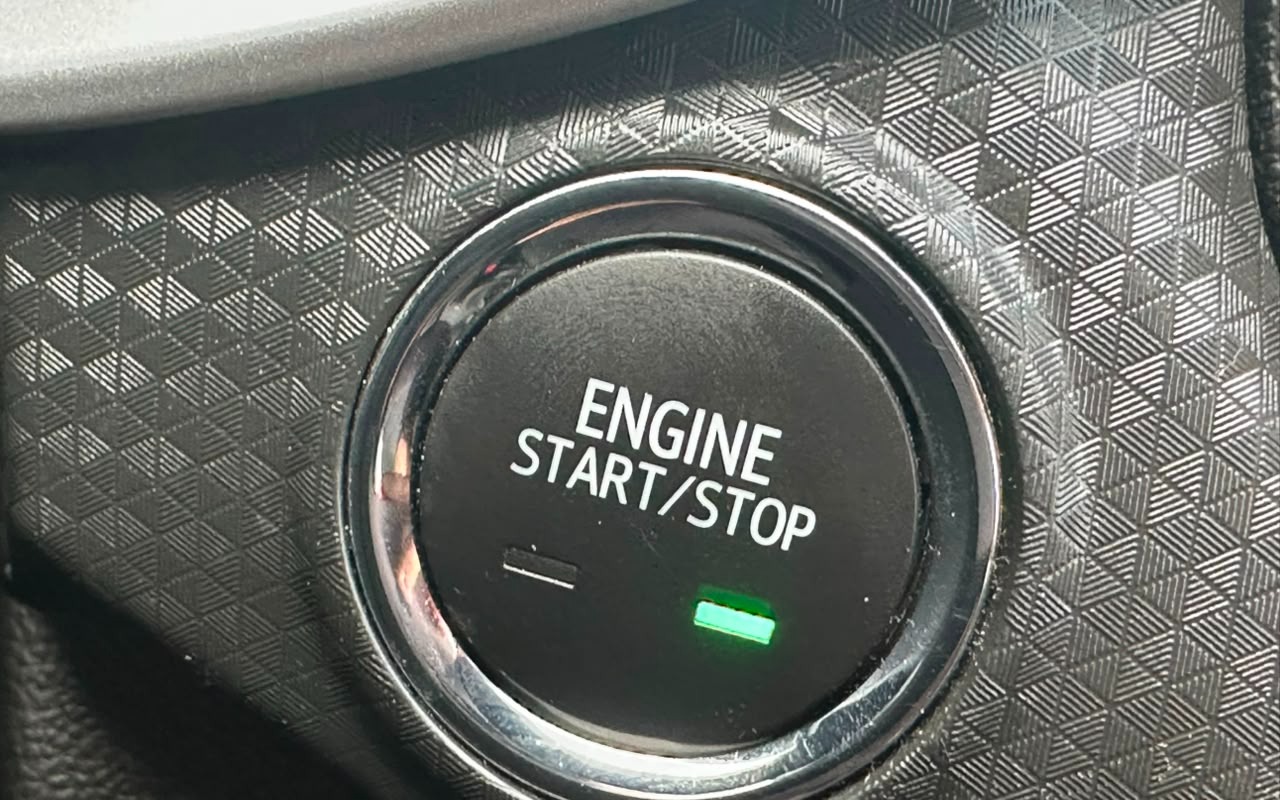 imagem-https://www.socarrao.com.br/sc-vehicle-images-prod/3280110/1786989432716-V2hhdHNBcHAgSW1hZ2UgMjAyNi0wOC0xNSBhdCAxNC40MS4zOC5qcGVn.jpeg