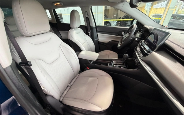 imagem-https://www.socarrao.com.br/sc-vehicle-images-prod/3280234/1786989763215-MTYuanBlZw.jpeg
