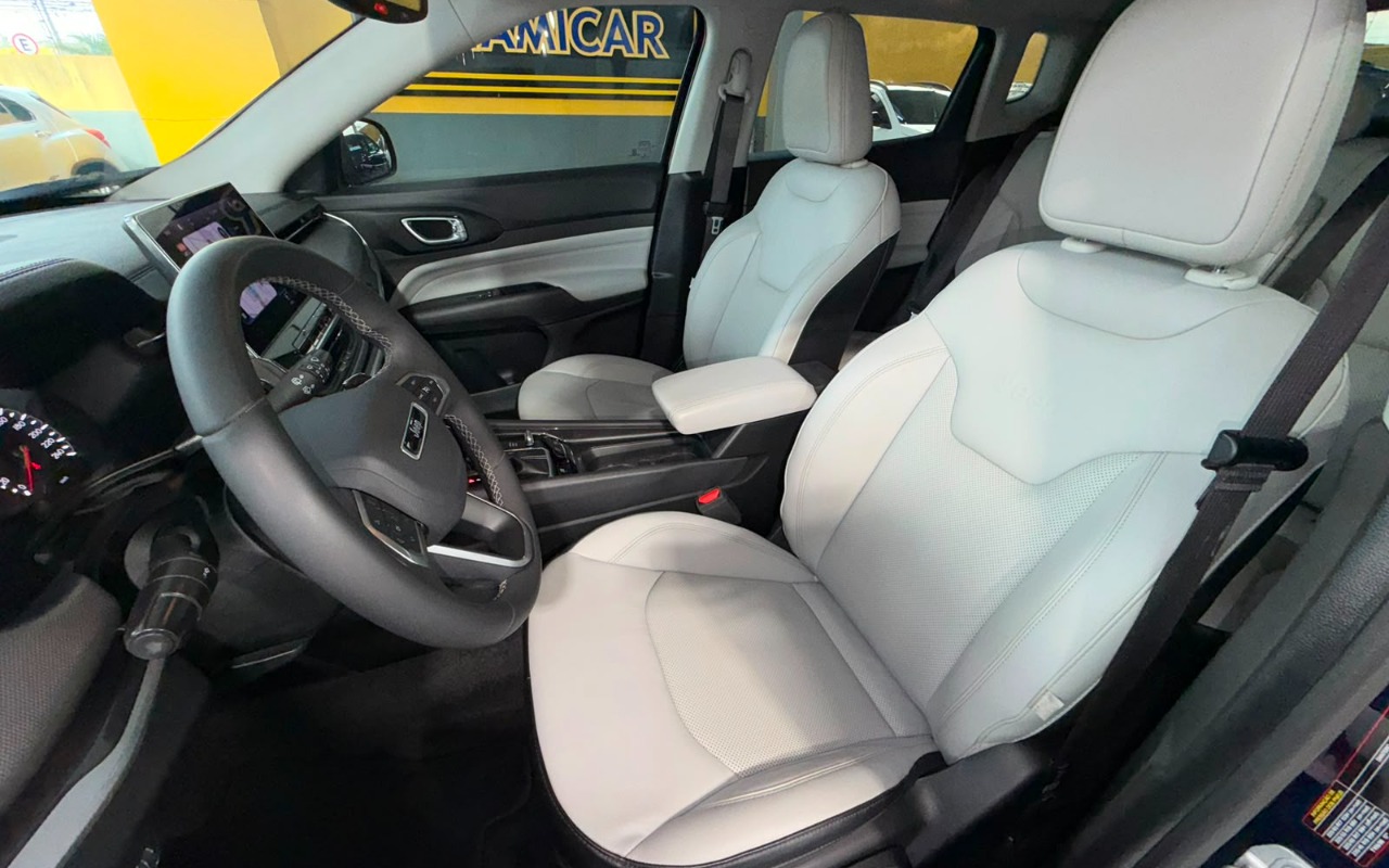 imagem-https://www.socarrao.com.br/sc-vehicle-images-prod/3280234/1786989763643-MjEuanBlZw.jpeg