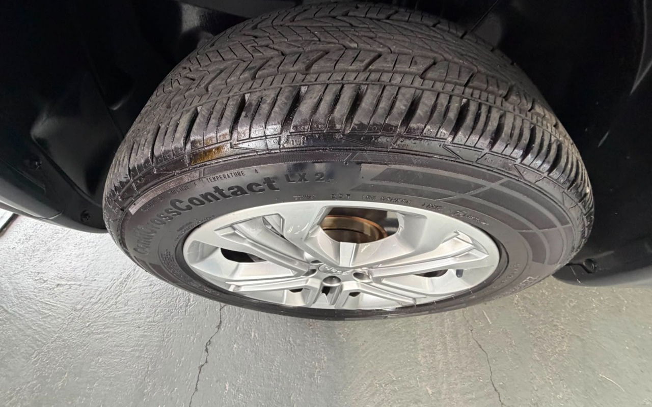 imagem-https://www.socarrao.com.br/sc-vehicle-images-prod/3280234/1786989764079-MjUuanBlZw.jpeg