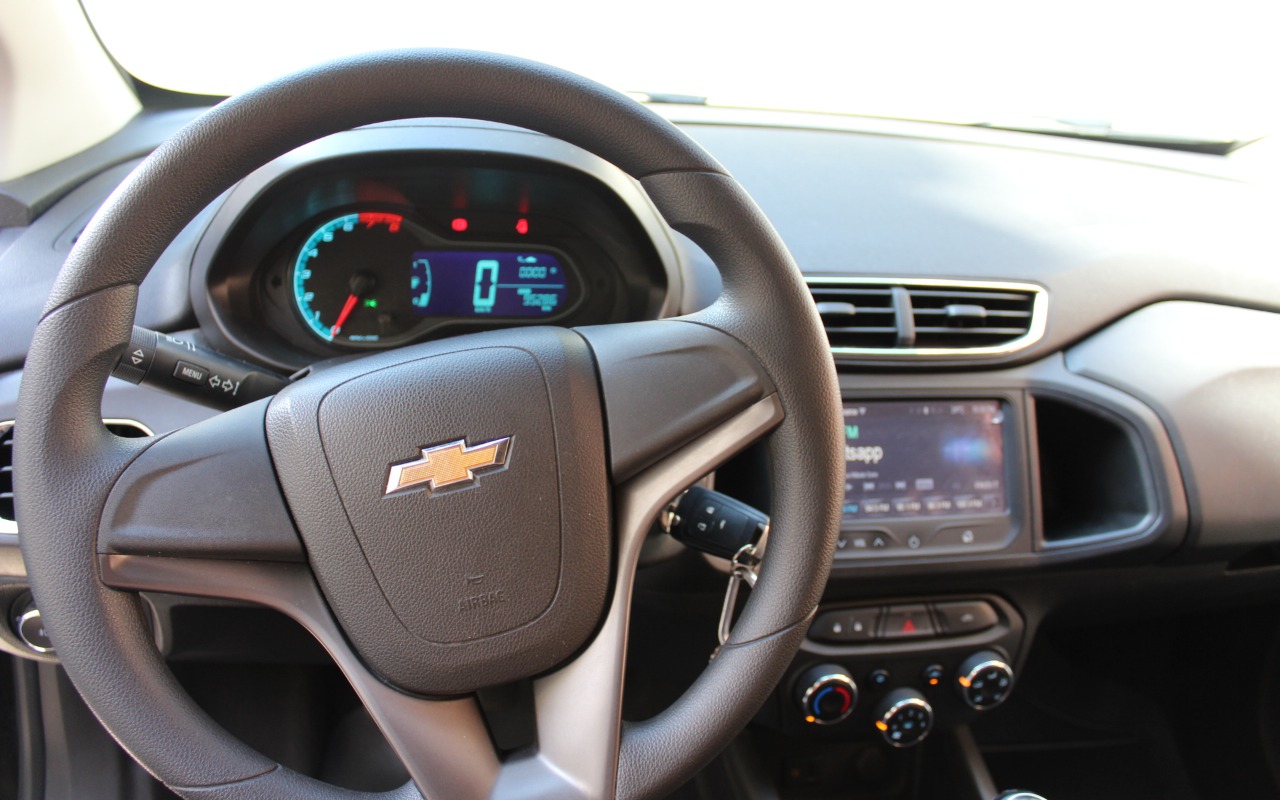 imagem-https://www.socarrao.com.br/sc-vehicle-images-prod/3280237/1786990385084-b25peCAwMDguSlBH.JPG