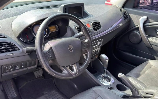 imagem-https://www.socarrao.com.br/sc-vehicle-images-prod/3280239/1786989930770-8317503_5_B_d146cfc37c.jpeg