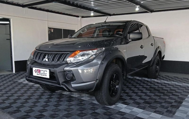 imagem-https://www.socarrao.com.br/sc-vehicle-images-prod/3280510/1788184721909-8387177_15_B_ba9e5bbcce.jpeg