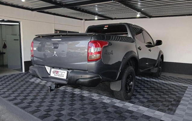 imagem-https://www.socarrao.com.br/sc-vehicle-images-prod/3280510/1788184721916-8387177_15_B_5fcb2a218b.jpeg