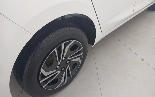 imagem-https://www.socarrao.com.br/sc-vehicle-images-prod/3280639/1786991105579-1_032459.jpg