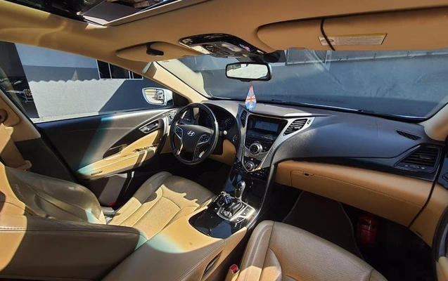 imagem-https://www.socarrao.com.br/sc-vehicle-images-prod/3280641/1786991112663-8387419_5_B_ab6a7b7964.jpeg