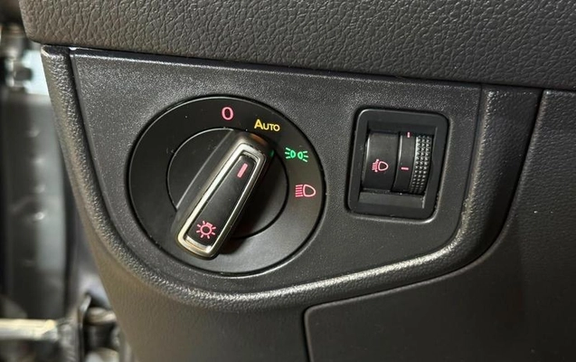 imagem-https://www.socarrao.com.br/sc-vehicle-images-prod/3280679/1789415590862-8384094_19_B_e9852f8b93.jpeg