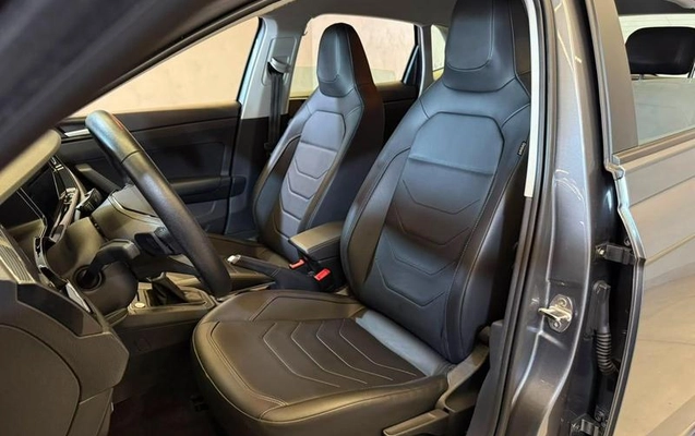 imagem-https://www.socarrao.com.br/sc-vehicle-images-prod/3280679/1789415590865-8384094_8_B_94475ac49a.jpeg