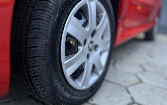 imagem-https://www.socarrao.com.br/sc-vehicle-images-prod/3280945/1786992114418-1_054059.jpg