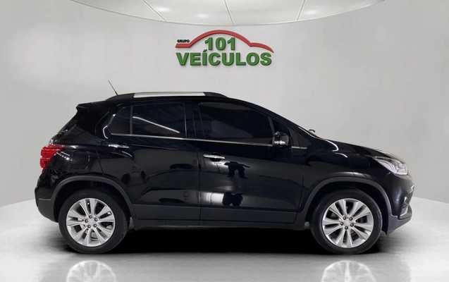 imagem-https://www.socarrao.com.br/sc-vehicle-images-prod/3281052/1786992359440-003_cdf7a072d0b24c345faa1f45fb83b4a9.jpg