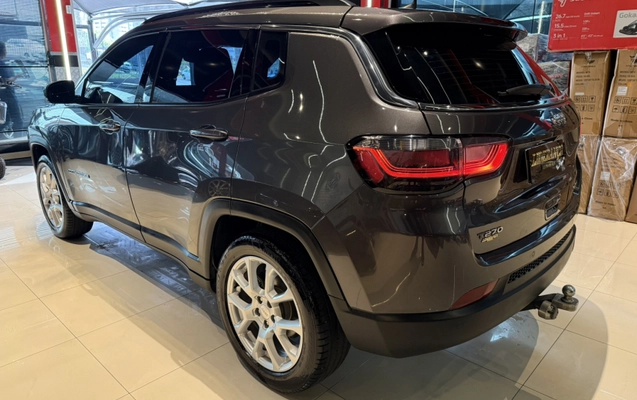 imagem-https://www.socarrao.com.br/sc-vehicle-images-prod/3281058/1786992385902-app-photos-kGjqZrmKSTspgGhjXJMib5s3k8QCCqi0.jpg