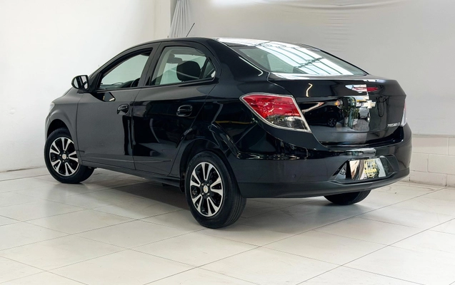 imagem-https://www.socarrao.com.br/sc-vehicle-images-prod/3281307/1786993094999-8393c625715e420bbeb183381b981e91_1780708228922.jpg