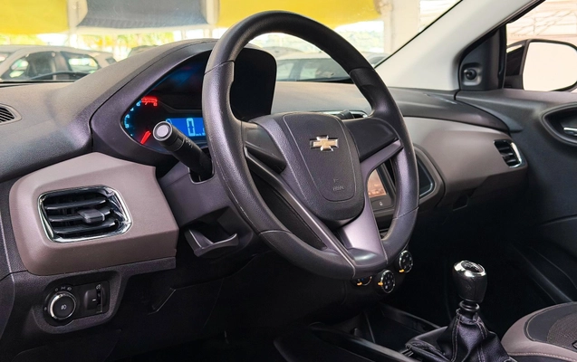 imagem-https://www.socarrao.com.br/sc-vehicle-images-prod/3281307/1786993095000-4d35988746904bf8bd81960a244c88d9_1780708230080.jpg