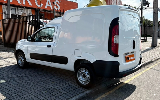 imagem-https://www.socarrao.com.br/sc-vehicle-images-prod/3281543/1786993761197-V2hhdHNBcHAgSW1hZ2UgMjAyNi0wOC0wOCBhdCAxMy41OC40NS5qcGVn.jpeg