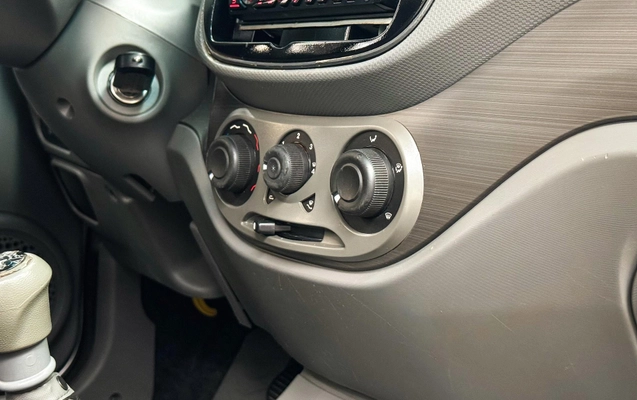 imagem-https://www.socarrao.com.br/sc-vehicle-images-prod/3281751/1786994143068-0affbe65b8724f118a53d5752ffaf3e9_1777057658197.jpg