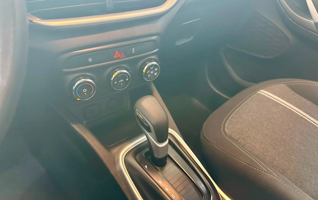 imagem-https://www.socarrao.com.br/sc-vehicle-images-prod/3281836/1786994449996-V2hhdHNBcHAgSW1hZ2UgMjAyNi0wOC0wOCBhdCAxNS4wOS4xOSAoMSkuanBlZw.jpeg