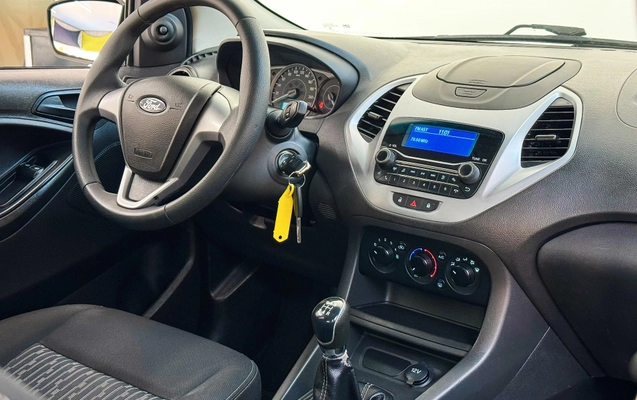 imagem-https://www.socarrao.com.br/sc-vehicle-images-prod/3281862/1786994496589-eba7cf14a5954b7e9db38dfec9798000_1777035387000.jpg