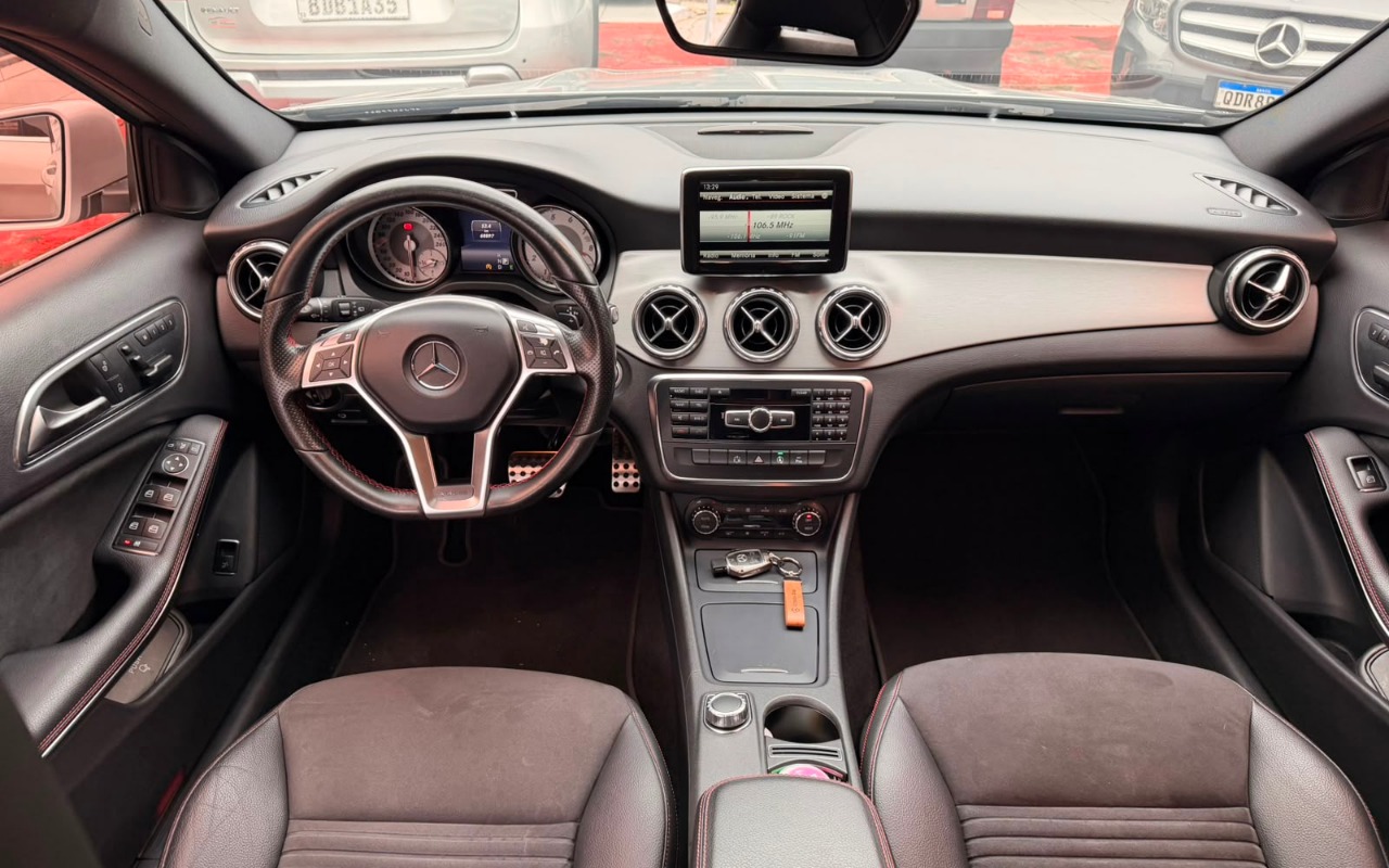 imagem-https://www.socarrao.com.br/sc-vehicle-images-prod/3281929/1786994708802-V2hhdHNBcHAgSW1hZ2UgMjAyNi0wOC0xNyBhdCAxNS4xMi4zNiAoOCkuanBlZw.jpeg