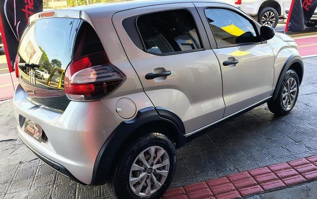 imagem-https://www.socarrao.com.br/sc-vehicle-images-prod/3281944/1788533468959-8387978_6_B_121ca6c276.jpeg