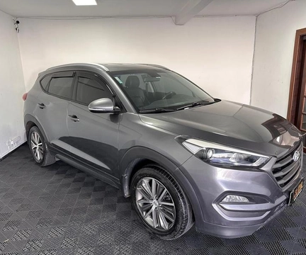 Hyundai Tucson 2018 Cinza — foto 1 de 3