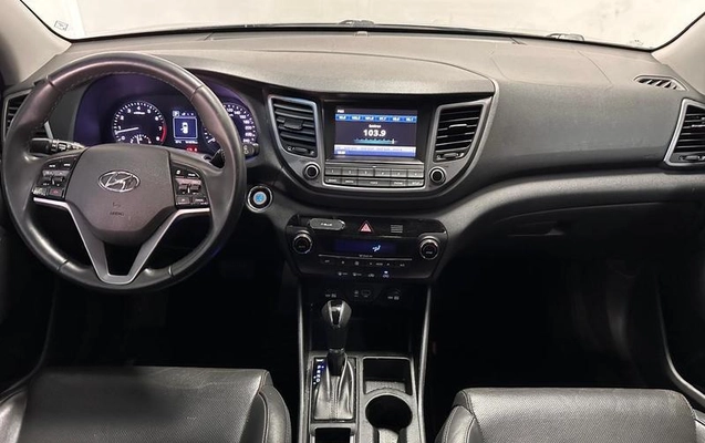 imagem-https://www.socarrao.com.br/sc-vehicle-images-prod/3282046/1787165757568-8388361_11_B_0933736cdd.jpeg