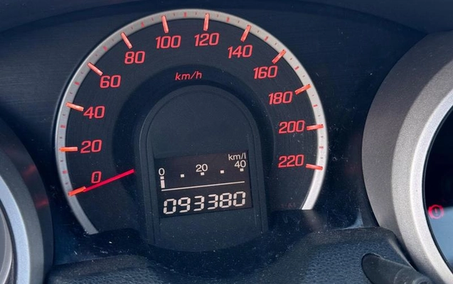 imagem-https://www.socarrao.com.br/sc-vehicle-images-prod/3282073/1788554875296-8348337_16_B_74618a8516.jpeg