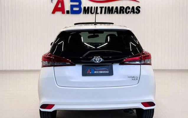 imagem-https://www.socarrao.com.br/sc-vehicle-images-prod/3282159/1786995421860-8383902_2_B_744c61a968.jpeg