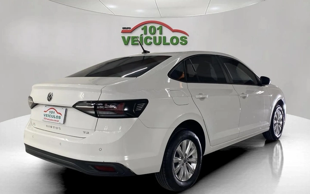 imagem-https://www.socarrao.com.br/sc-vehicle-images-prod/3282190/1786995555201-003_0fbbd3e04eafe148ca25af561dd2f5ad.jpg