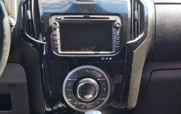 imagem-https://www.socarrao.com.br/sc-vehicle-images-prod/3282207/1786995622214-OGEzNDU0ZjEtYzkwOS00YzdiLTkxMmEtNTE2MzdjNmY0OGMxLmpwZw.jpg
