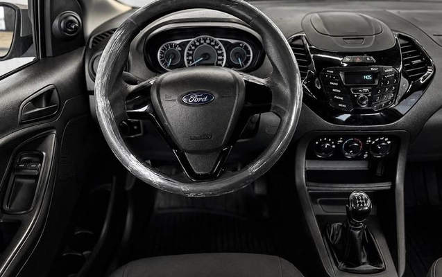 imagem-https://www.socarrao.com.br/sc-vehicle-images-prod/3282402/1786996297002-8383995_2_B_c9767b7f34.jpeg