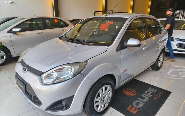 imagem-https://www.socarrao.com.br/sc-vehicle-images-prod/3282474/1788011852736-8340318_1_B_a36f79d9bd.jpeg