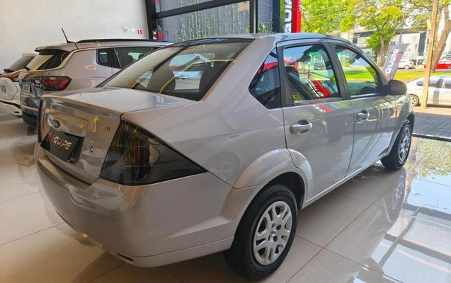 imagem-https://www.socarrao.com.br/sc-vehicle-images-prod/3282474/1788011852738-8340318_6_B_f196339848.jpeg