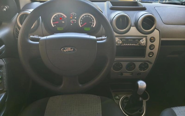 imagem-https://www.socarrao.com.br/sc-vehicle-images-prod/3282474/1788011852739-8340318_11_B_e744a59e76.jpeg