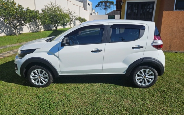 imagem-https://www.socarrao.com.br/sc-vehicle-images-prod/3282637/1786996822168-5_041913.jpg